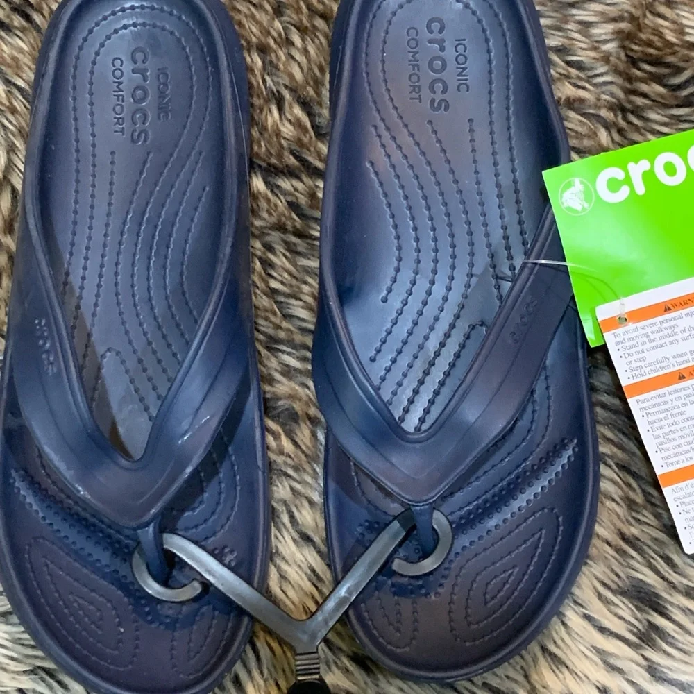 Crocs Classic II Flip Navy Sandals  W12 M10 NWT